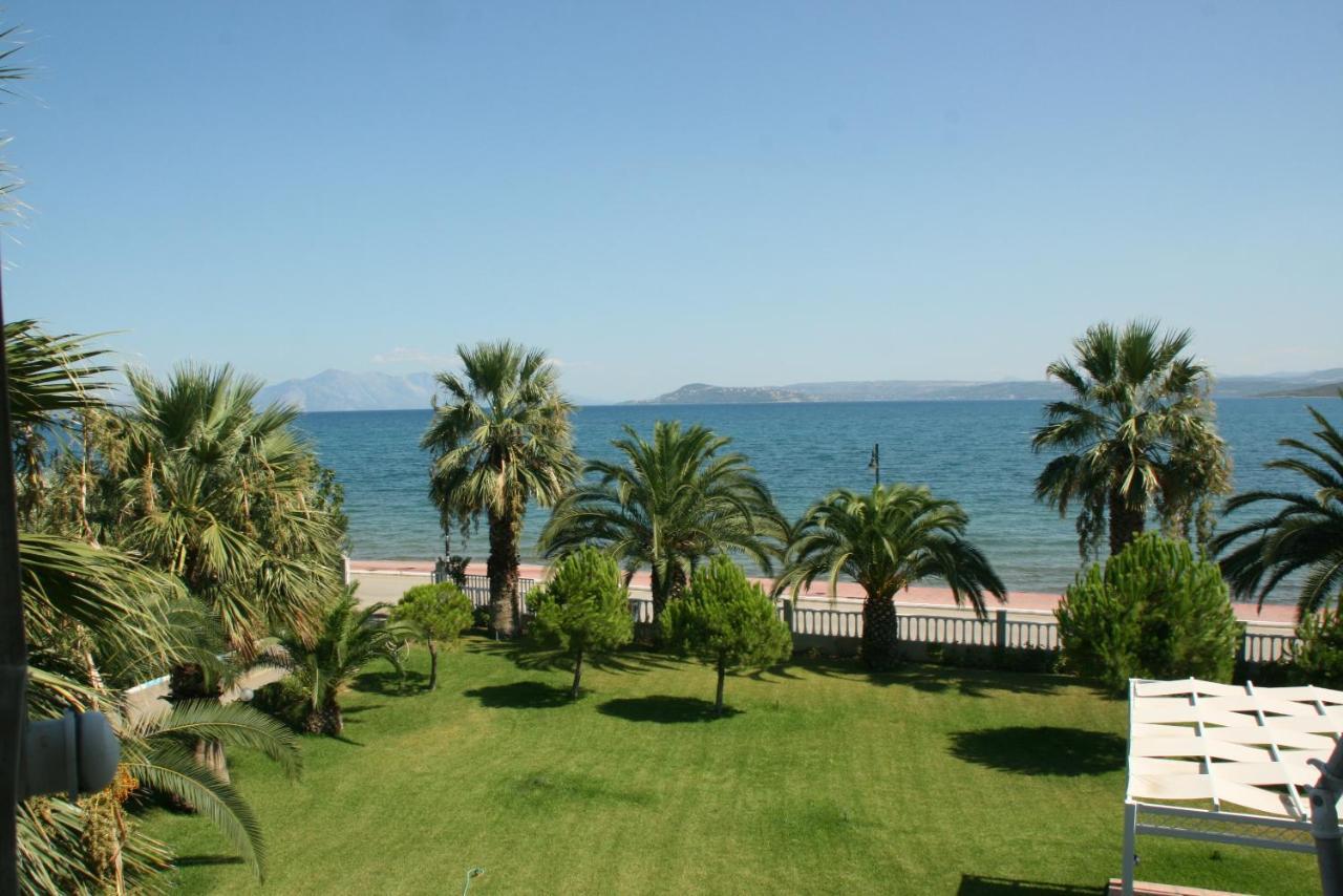 Batis Hotel Livanátai Dış mekan fotoğraf