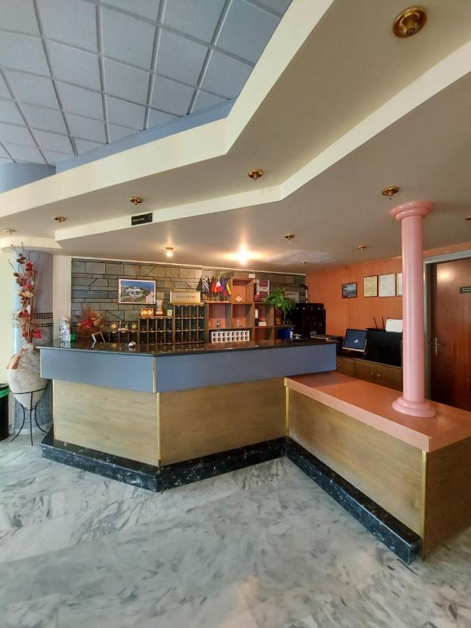 Batis Hotel Livanátai Dış mekan fotoğraf