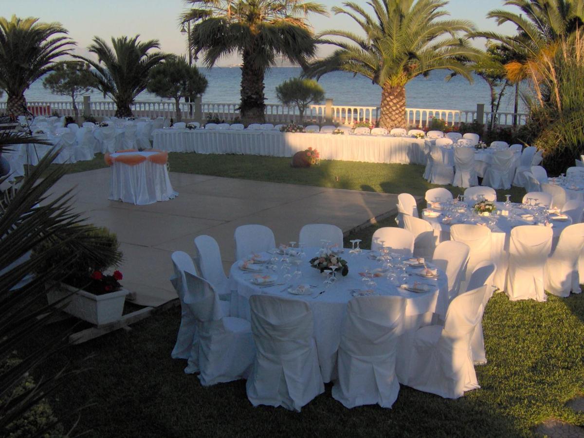 Batis Hotel Livanátai Dış mekan fotoğraf